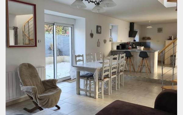Vente Maison rénové(e) Quettehou   