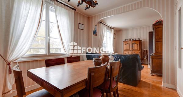 À vendre Maison 4 pièces 96 m² - Chierry 02400