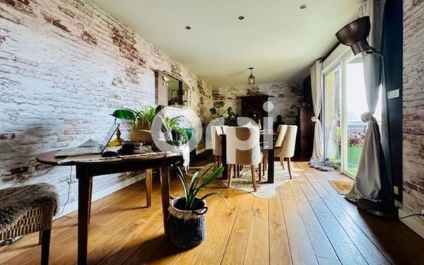 Maison à vendre    6 pièces • 128,70 m2 Jard-sur-Mer