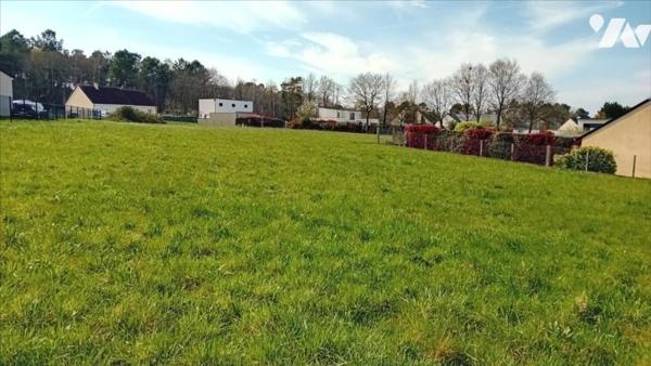PARIGNE L'EVÊQUE, terrain constructible viabilisé de 1924 m².