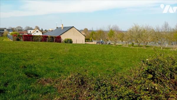 PARIGNE L'EVÊQUE, terrain constructible viabilisé de 1924 m².