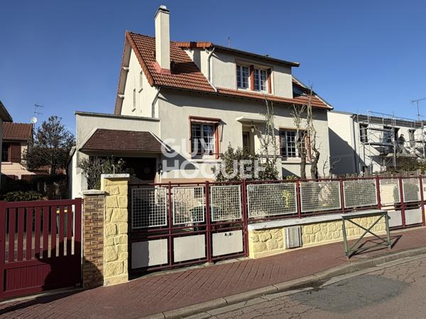 MAISON À VENDRE DE 5 PIÈCES DE 110,00 M²