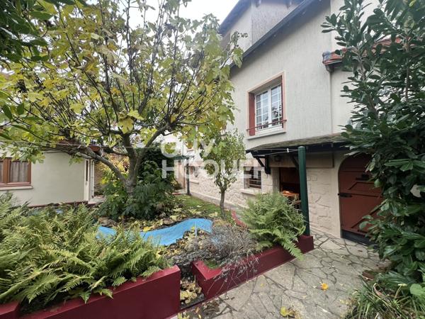 MAISON À VENDRE DE 5 PIÈCES DE 110,00 M²