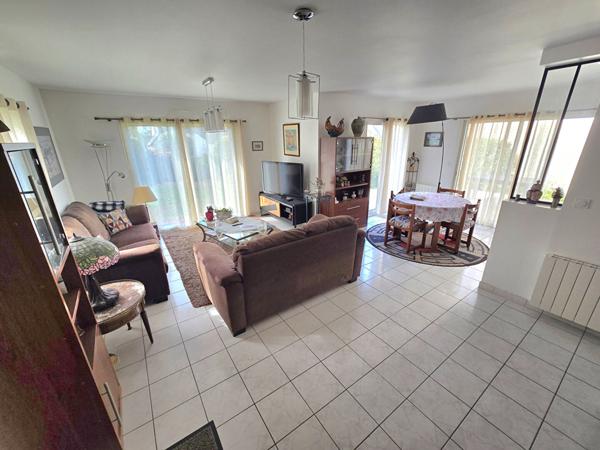 Maison récente - Sarzeau bourg , proche commodités