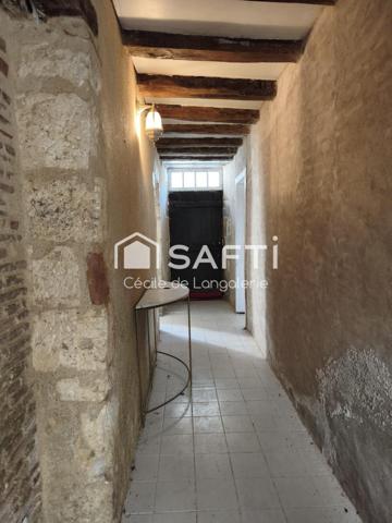 IMMEUBLE DE RAPPORT - 2 STUDIOS + 1 T2 - COURETTE