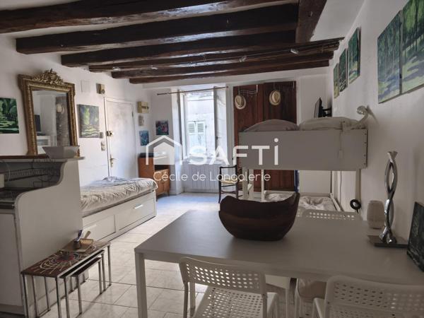 IMMEUBLE DE RAPPORT - 2 STUDIOS + 1 T2 - COURETTE