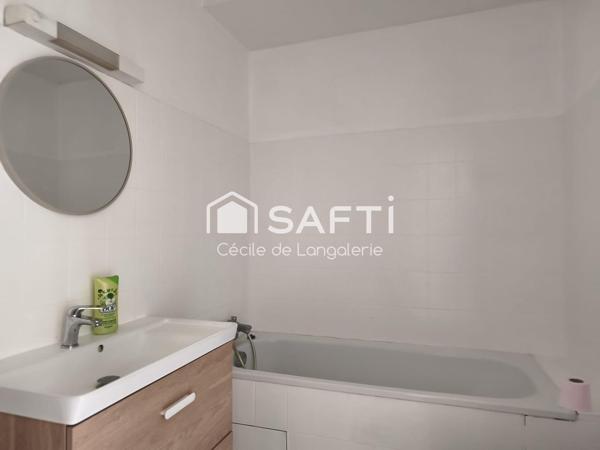 IMMEUBLE DE RAPPORT - 2 STUDIOS + 1 T2 - COURETTE