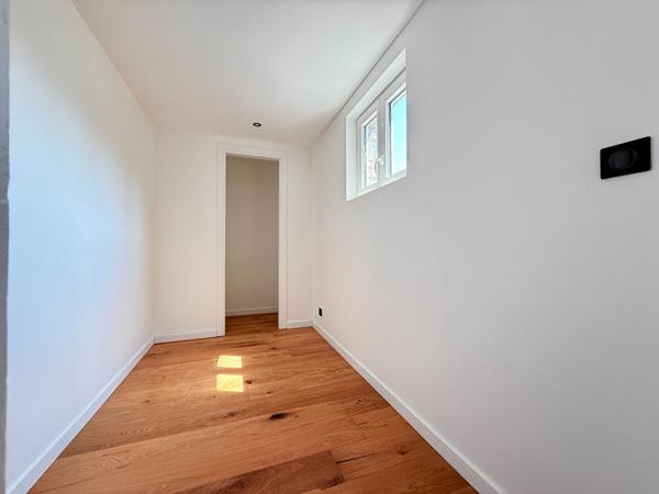 Maison avec extérieur et garage proche centre ville