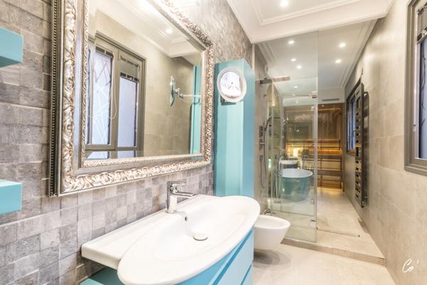 Bourg En Bresse Bel appartement privatif et indépendant 203 m2