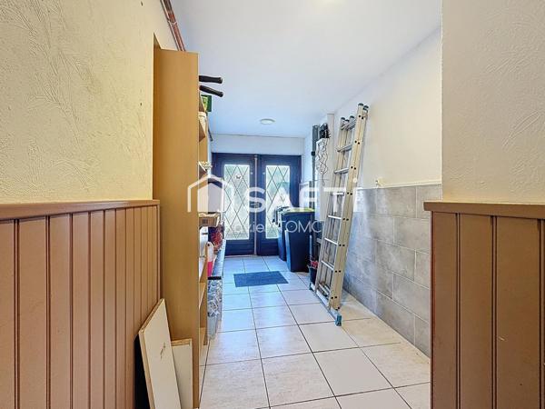 MAISON A USAGE MIXTE