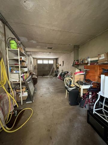 Vaste maison idéalement située, idéal maison de famille ou possibilité de créer 3 appartements