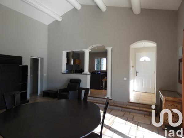 Maison 5 pièces de 113 m² à Orange (84100)