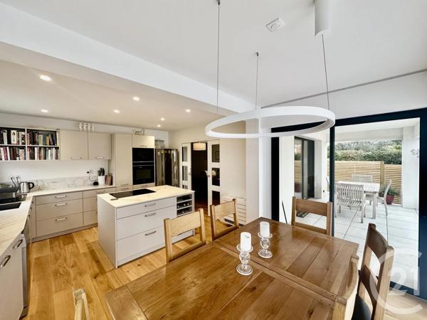 Maison à vendre  5 pièces - 147 m 2   PORNIC  - 44