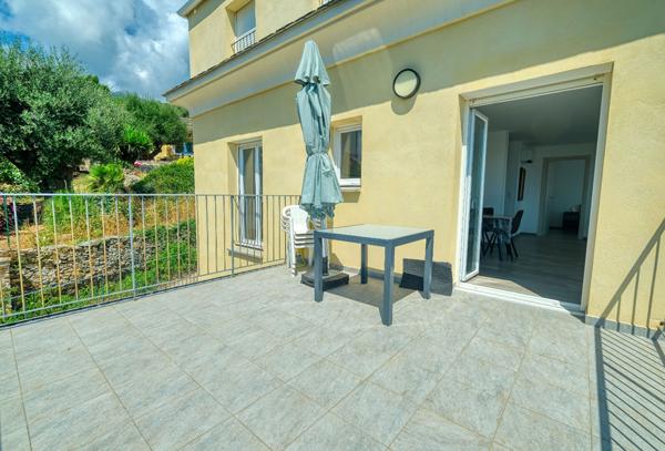 Appartement Brando - Poretto 3 pièce(s) 74 m² avec terrasses vue mer + garage + place de stationnement privative