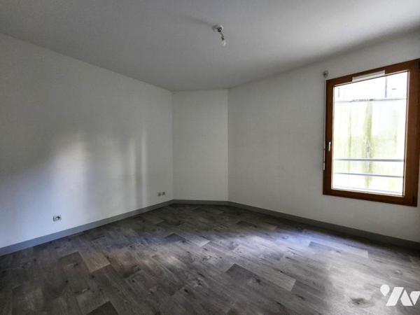 NANTES Centre - T3 rue Paul Bellamy avec balcon et parking