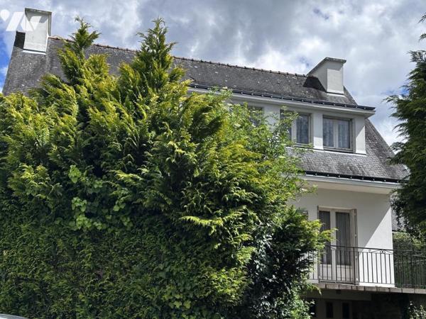 A VENDRE MAISON PROCHE BOURG - BEAU POTENTIEL