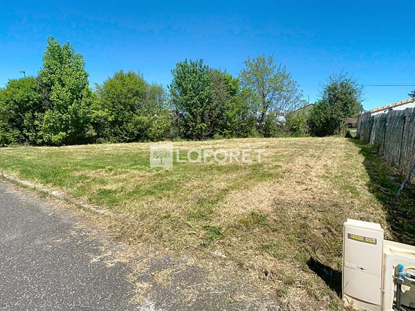Achat terrain Bessens - 494 m² - 60 000 €