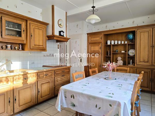 Maison à Vaiges, 53480 - 6 pièces 111m²