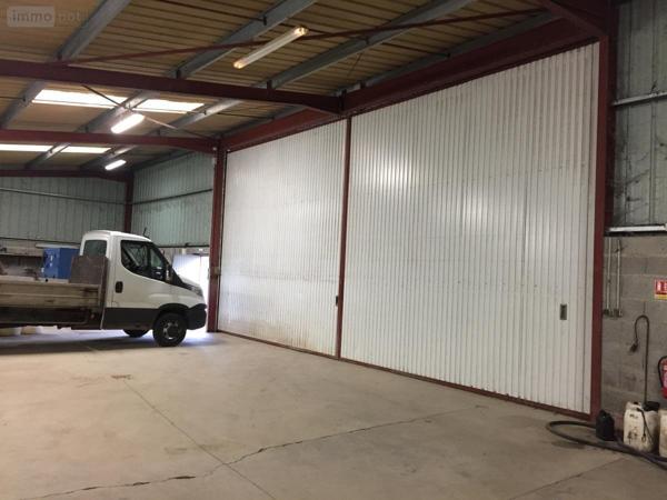 Entrepôt et bureaux à vendre à Saint-Sulpice-les-Feuilles en Haute-Vienne (87160), ref : 87056-755