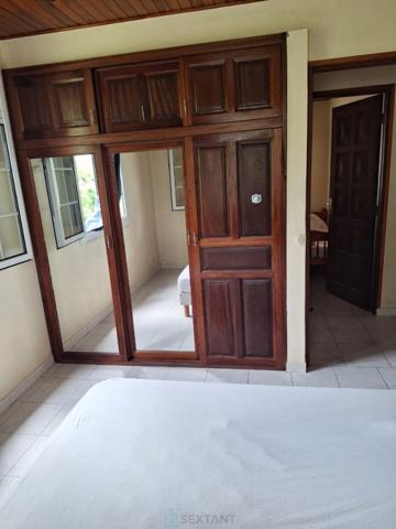 Villa à étage de 216m² habitable sur terrain de 5899m² situé sur la commune du VAUCLIN