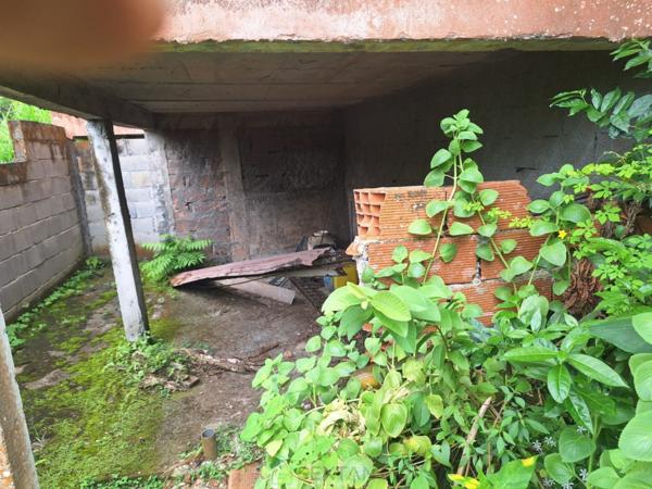 Villa à étage de 216m² habitable sur terrain de 5899m² situé sur la commune du VAUCLIN
