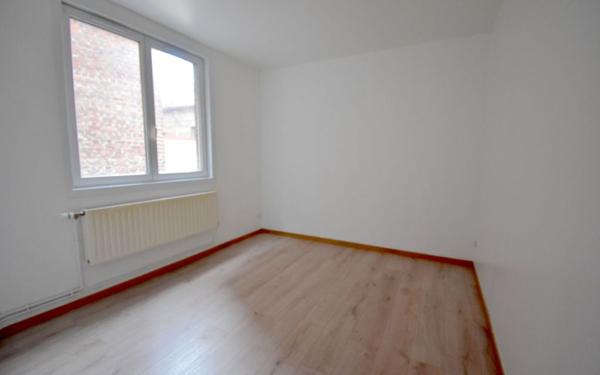 Appartement à louer    1 pièce •  Calais
