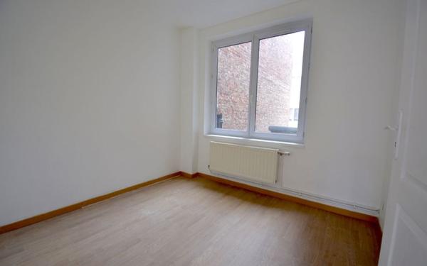 Appartement à louer    1 pièce •  Calais