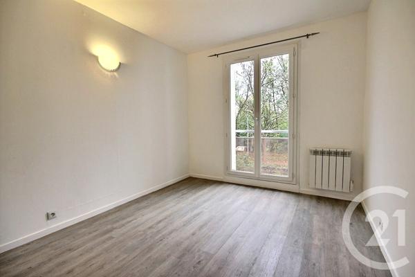 Appartement F3 à vendre  3 pièces - 67 m2 LA CHAUSSEE ST VICTOR - 41