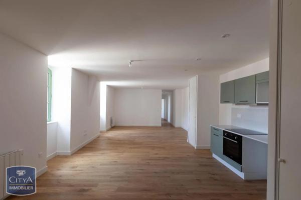 Appartement à louer 3 pièces 70.36m² Poitiers (86000)