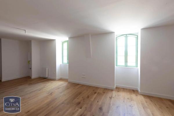Appartement à louer 3 pièces 70.36m² Poitiers (86000)