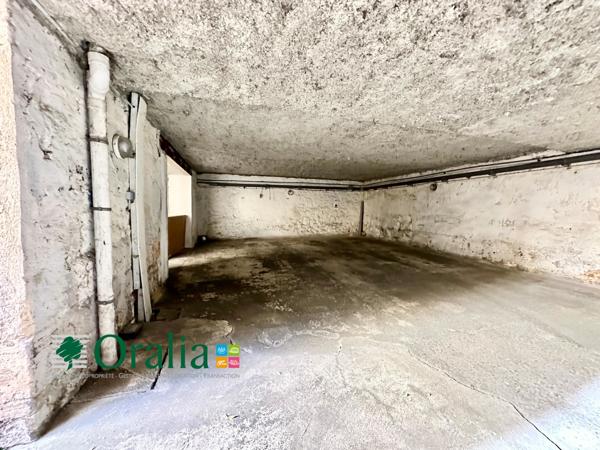 Parking · Location Bordeaux (33000)