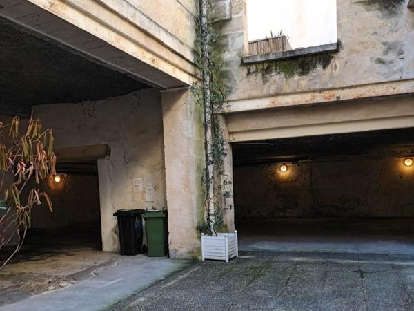 Parking · Location Bordeaux (33000)