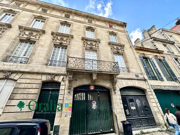Parking · Location Bordeaux (33000)