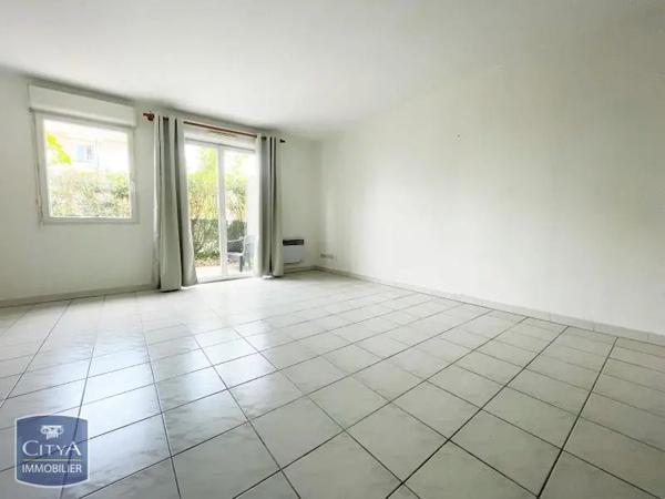 Appartement à louer 3 pièces 54.89m² Tarascon (13150)