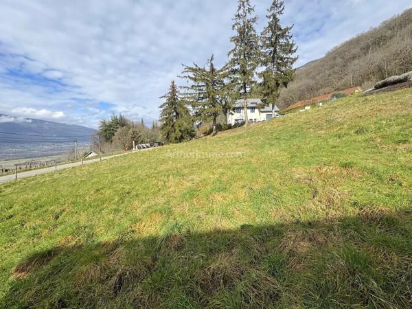 Vente Terrain 863 m2 à Serrières-en-Chautagne