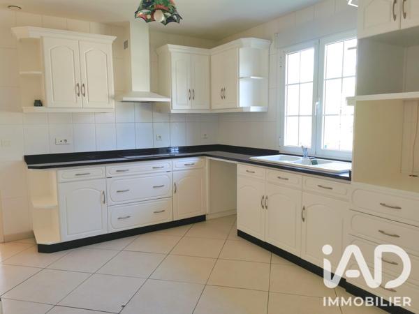 Location maison 6 pièces 139 m² Artigues-près-Bordeaux