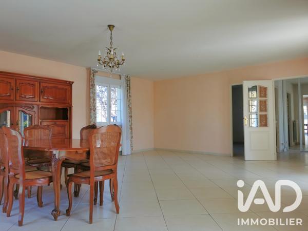 Location maison 6 pièces 139 m² Artigues-près-Bordeaux