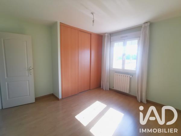 Location maison 6 pièces 139 m² Artigues-près-Bordeaux