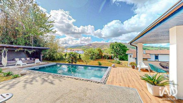 Maison à vendre 7 pièces 230 m² Urrugne