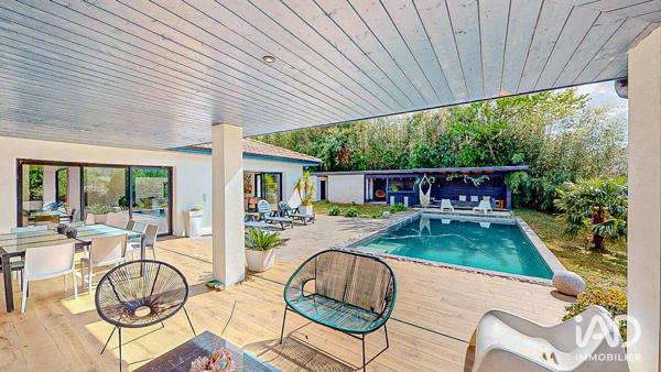 Maison à vendre 7 pièces 230 m² Urrugne
