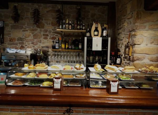 Droit au bail tout commerces (idéal cave à jambon, fromages, tartes, sushis etc...)