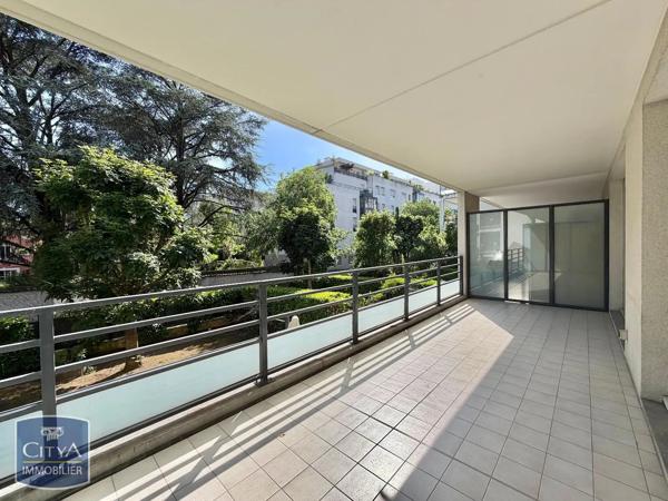 Appartement à louer 2 pièces 48.73m² Lyon 3e Arrondissement (69003)