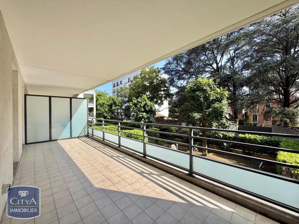 Appartement à louer 2 pièces 48.73m² Lyon 3e Arrondissement (69003)