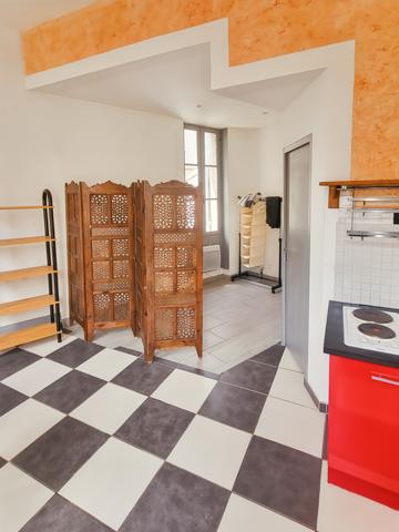 Immeuble 8 pièces - 170 m²