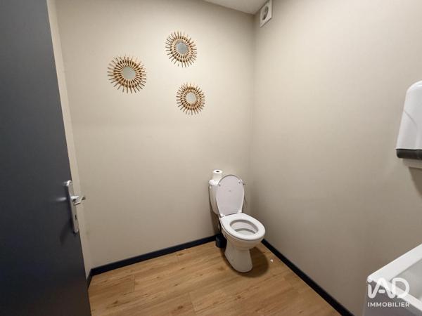 Location bureaux 38 m² Saint-Restitut
