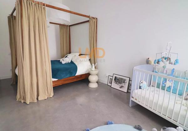 Maison moderne 190m2 centre ville Saint Maximin