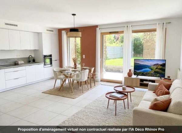 TASSIN-la-DEMI-LUNE, appartement Pitance de 71m2, en rez-de-jardin, 2 chambres.