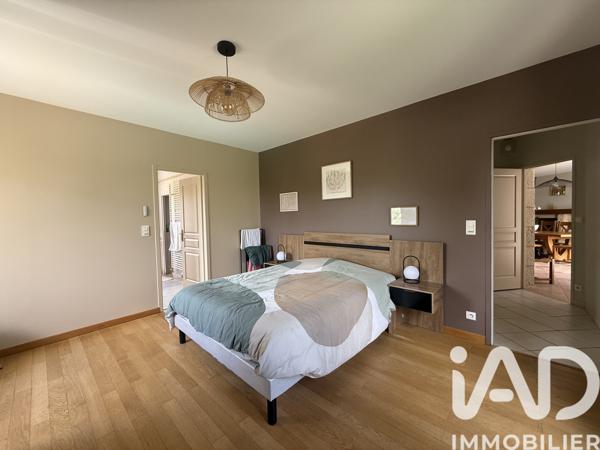 Maison à vendre 9 pièces 200 m² Saint-Sauveur