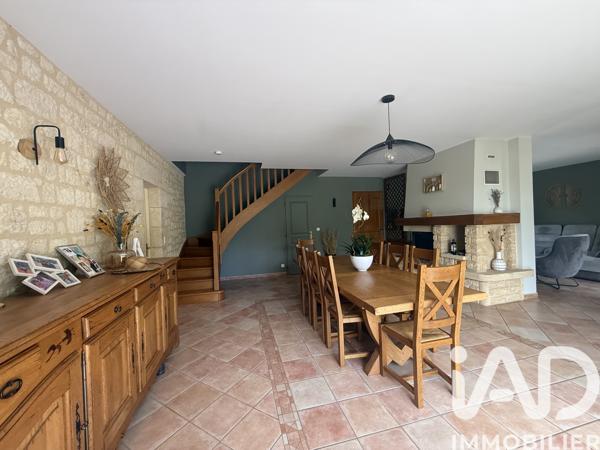 Maison à vendre 9 pièces 200 m² Saint-Sauveur