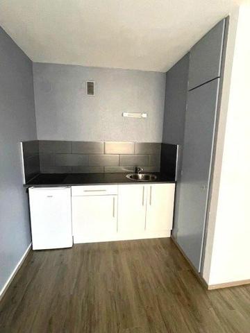 Appartement à louer    1 pièce • 25 m2 Metz